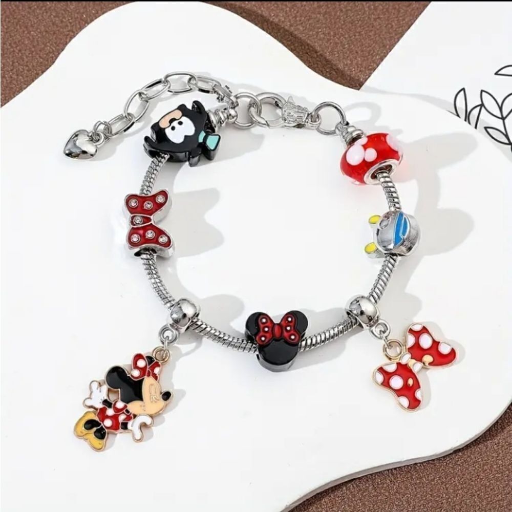 Disney Minnie Mouse Charm Bracelet